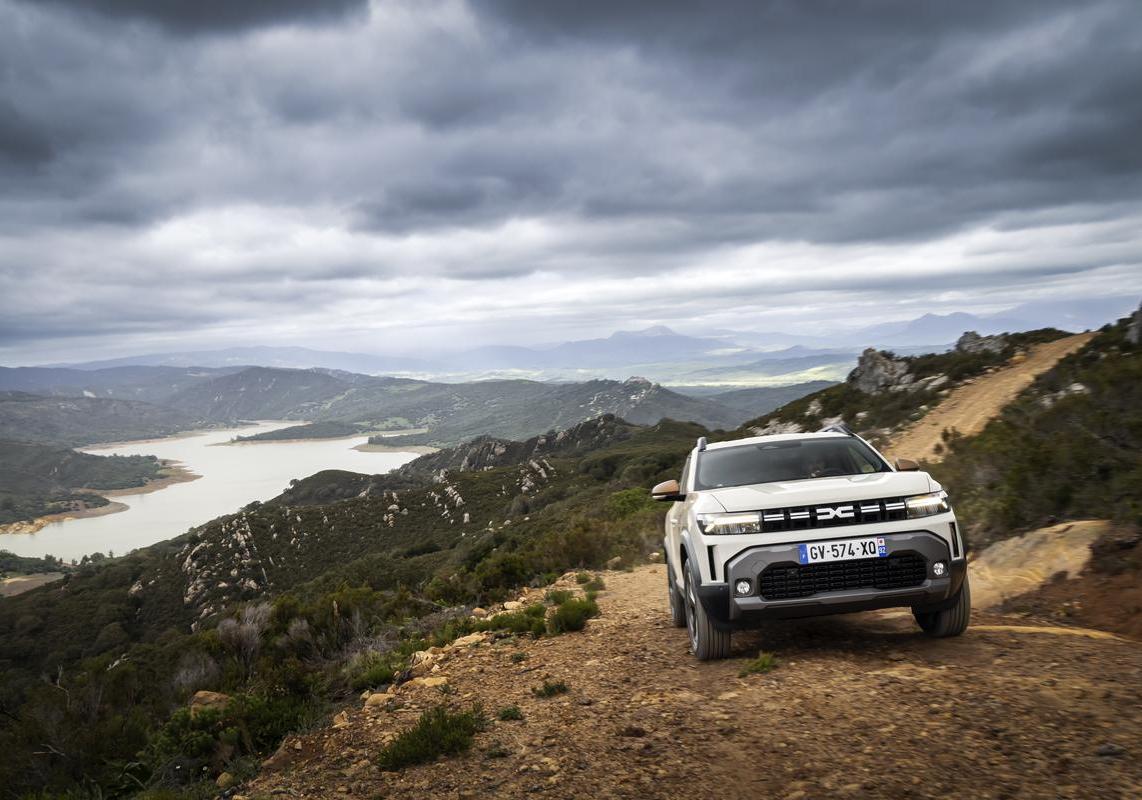 Dacia Duster Hybrid 145 Extreme off-road