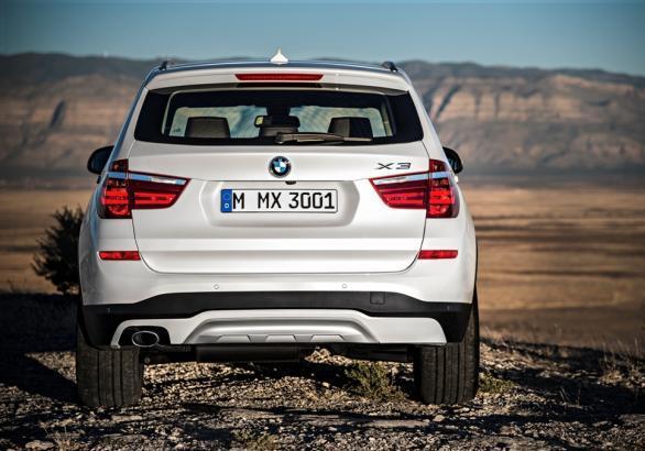 Nuova BMW X3 restyling 2014 posteriore