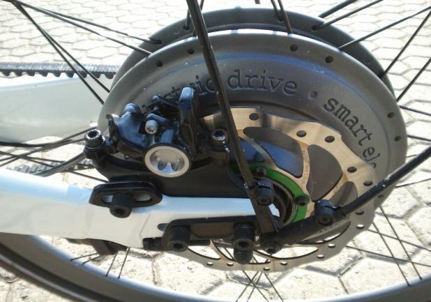 Smart ebike dettaglio freno a disco posteriore