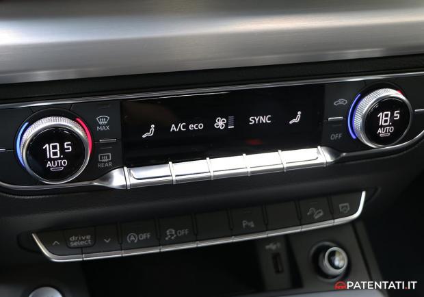 Audi Q5 climatizzatore automatico