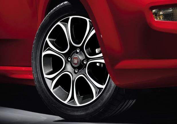 fiat-punto-2013-dettaglio-cerchi-lega-di