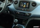 Prova Hyundai i10 1.0 Sound Edition console centrale