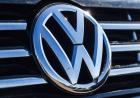Volkswagen, 900 milioni di euro in celle batteria