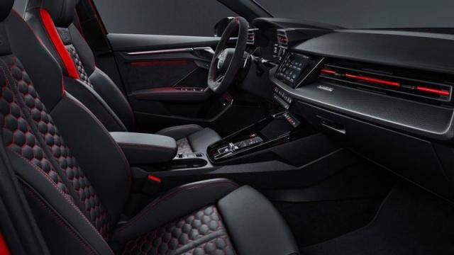 Audi Nuova RS 3 Sportback interni