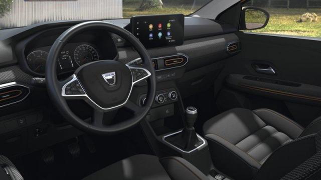 Dacia Sandero Stepway 2021 interni