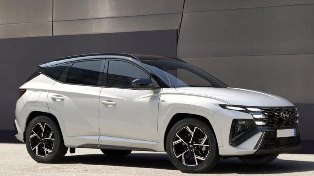 Hyundai Tucson Full Hybrid profilo