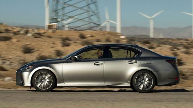 Lexus GS Hybrid profilo