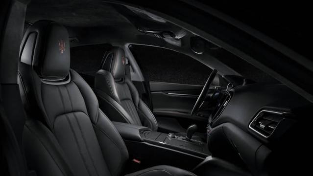 Maserati Nuova Ghibli interni sedili