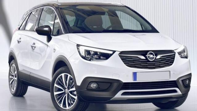 Opel Crossland X tre quarti anteriore