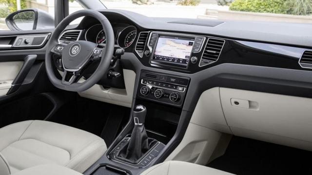 Volkswagen Golf Sportsvan interni