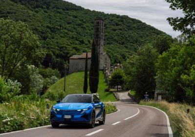 Alpine A390 GT, la prova della spaziosa sportiva francese