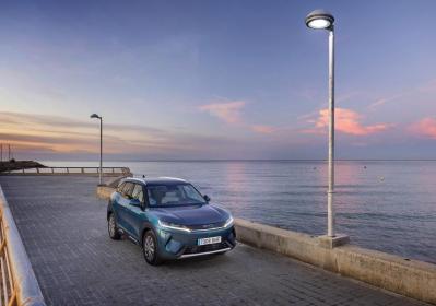 BYD Atto 2 DM-i: la SUV ibrida plug-in a un prezzo super - Patentati