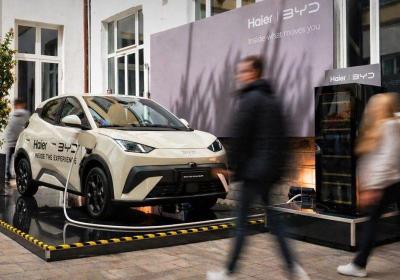 BYD ribalta i pregiudizi: quando l'auto elettrica dà energia alla casa