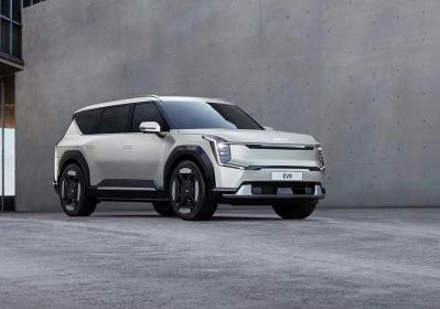 Kia EV9: svelata la nuova SUV elettrica