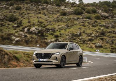 Mazda CX-60 2025, la prova su strada dopo gli aggiornamenti