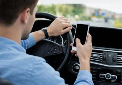 Speye, la telecamera anti-smartphone: tecnologia contro la distrazione al volante