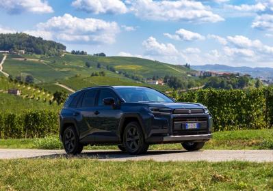 Suzuki Across 2026, l'ibrida plug-in da 309 CV