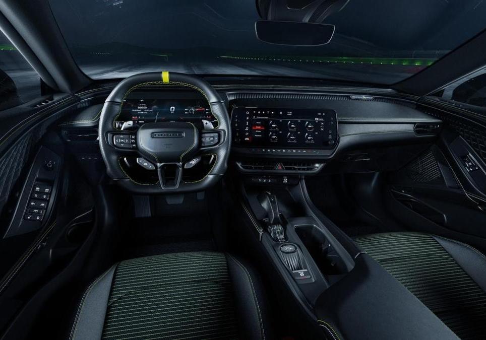 Dodge Charger Super Bee - interni