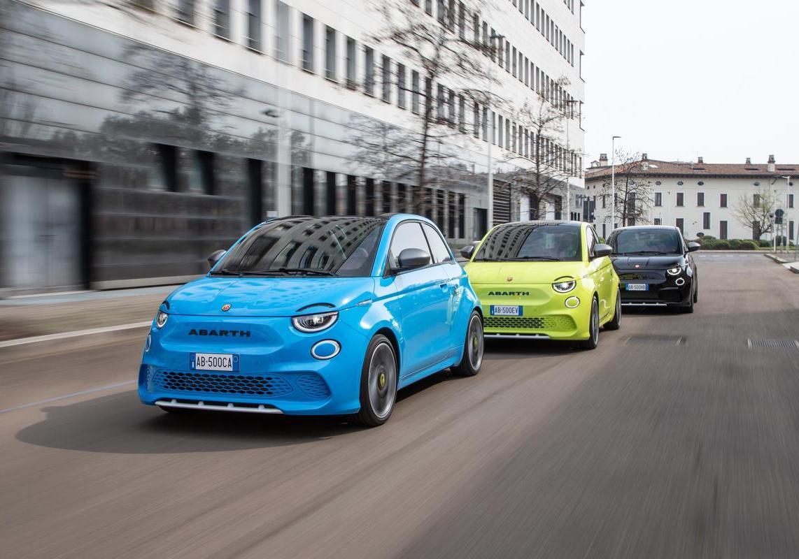 Abarth 500e turismo dotazione 4