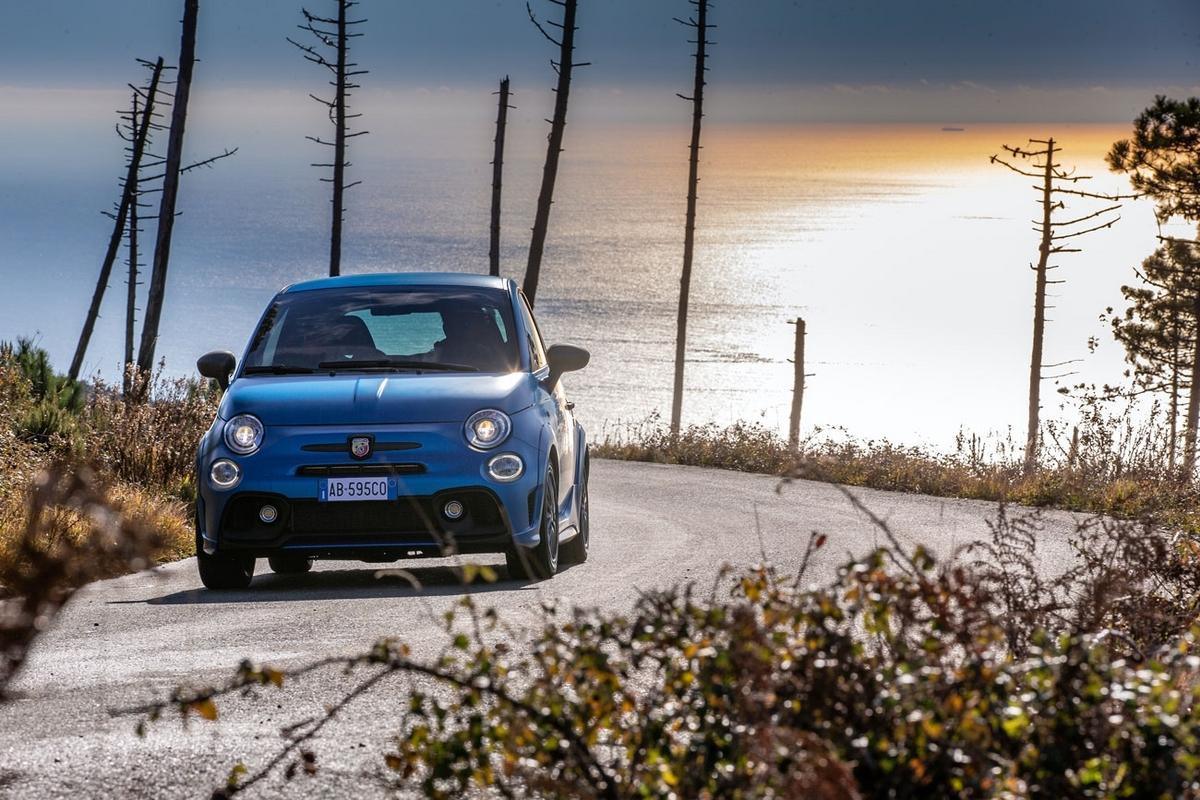 Abarth 595 Competizione