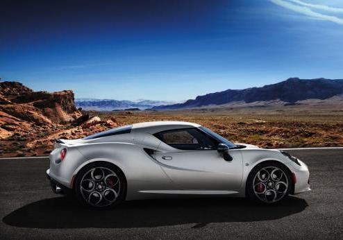 Alfa Romeo 4C Lounch Edition profilo