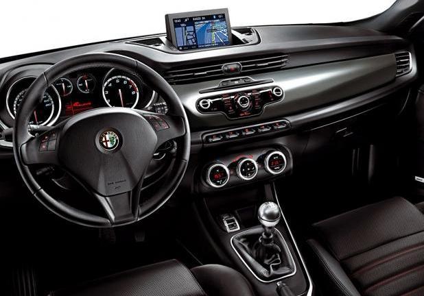 Alfa Romeo Giulietta 1.4 TB GPL interni