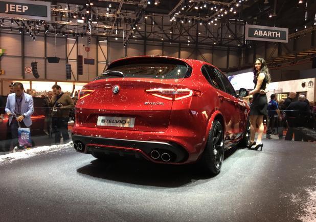 Alfa Romeo Stelvio Salone di Ginevra 2017 4