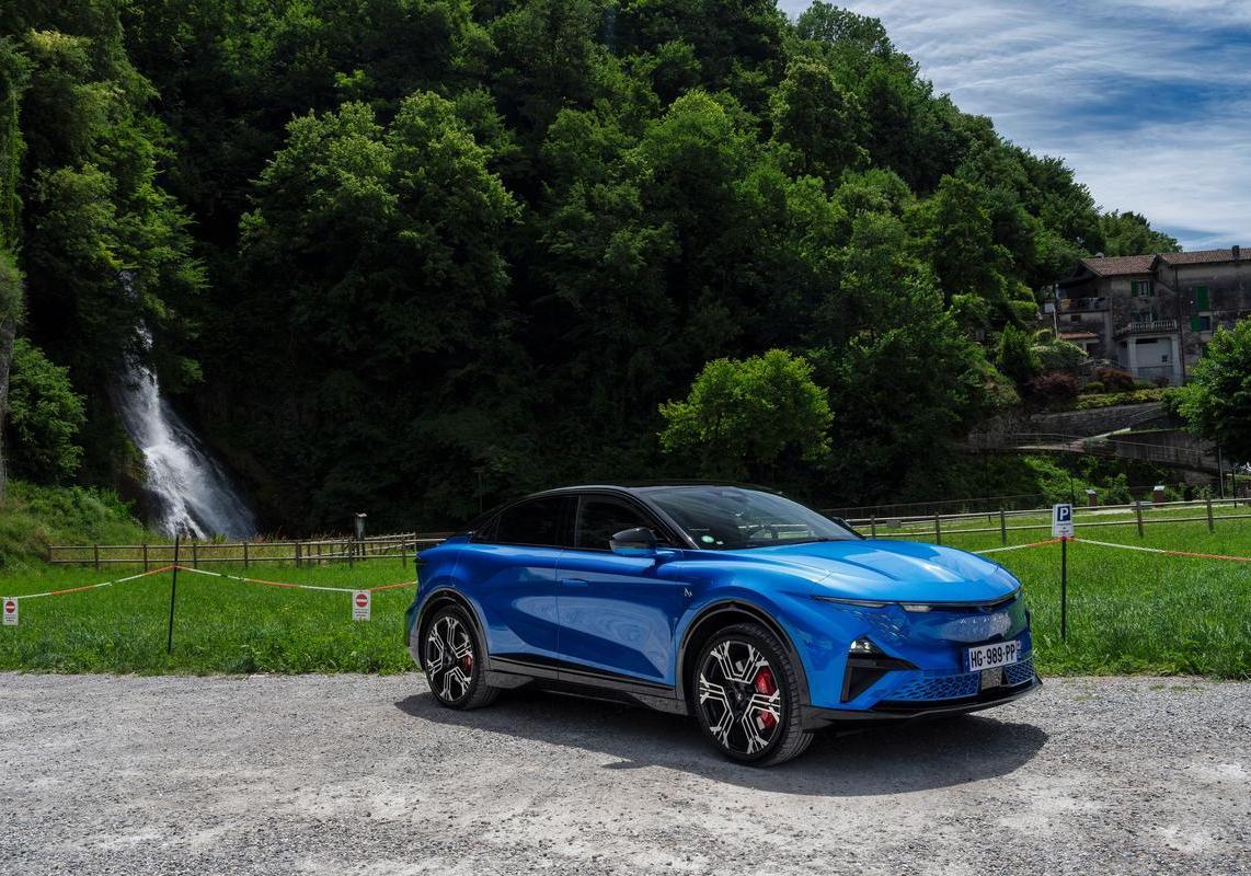 Alpine A390 GT Blu Alpine 5