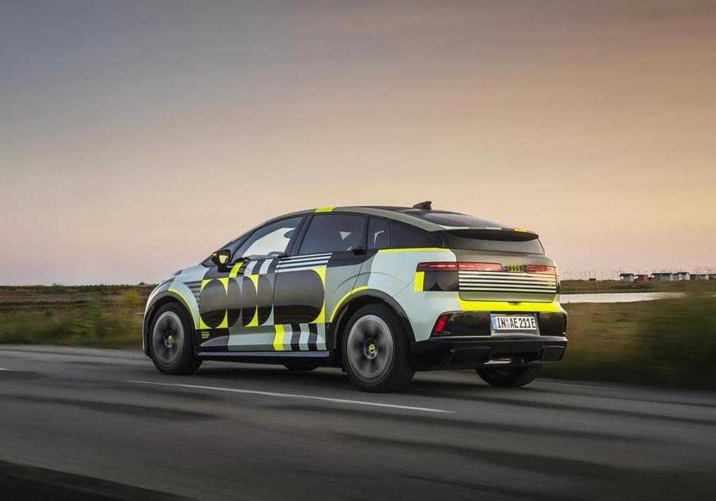 Audi A2 e-tron - posteriore
