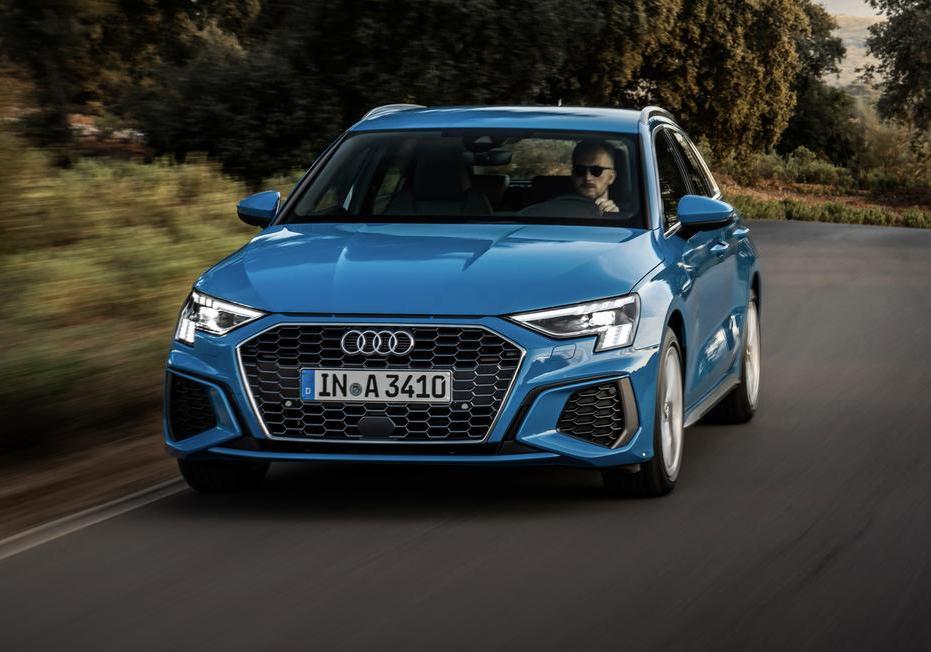 Audi A3 Sportback blu 2021