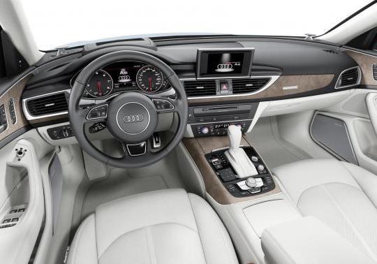 Audi A6 Avant restyling 2014 interni