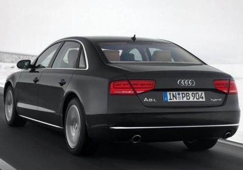 Audi A8L Hybrid 4