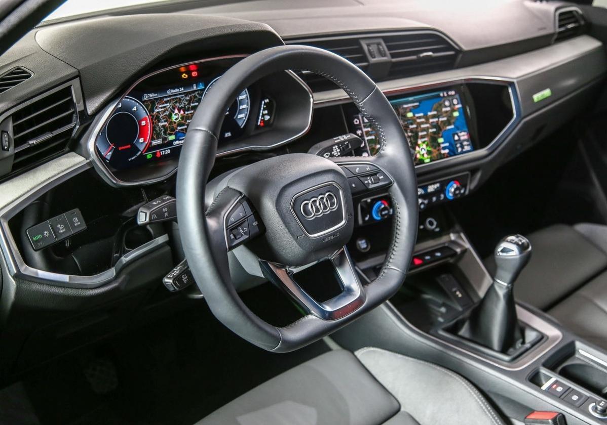 Audi Q3 2019 35 TDI 150 CV interni 2