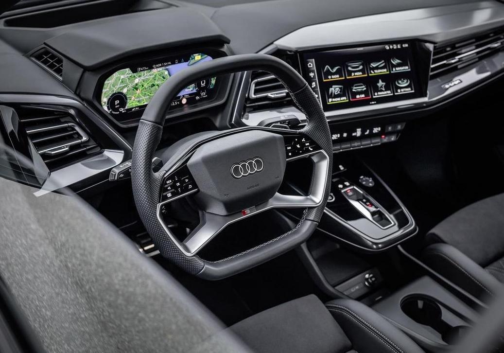 Audi Q4 e-tron interni 2