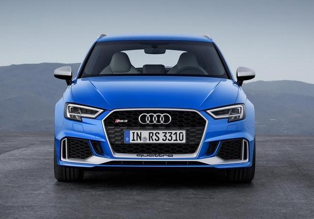 Audi RS 3 SB blu frontale