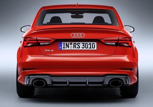 Audi RS Sedan posteriore