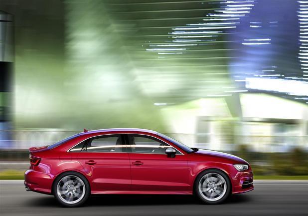 Audi S3 Sedan profilo