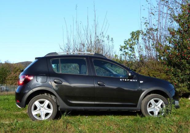 Auto più economiche del listino 2015 Dacia Sandero Stepway