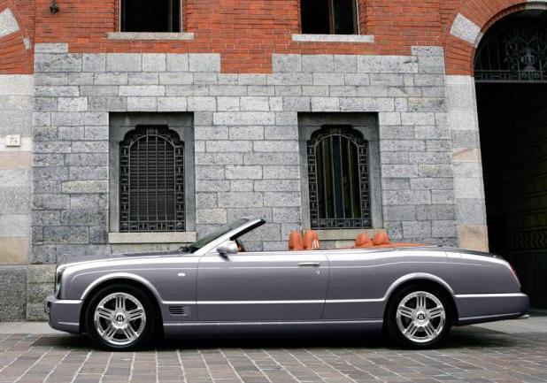 Bentley Azure profilo