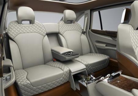 Bentley EXP 9 F Concept abitacolo