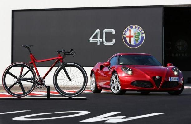 Bicicletta Alfa Romeo 4C IFD rossa