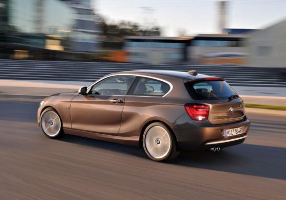 BMW 114d 3 porte tre quarti posteriore