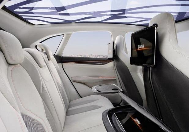 BMW Concept Active Tourer sedili posteriori