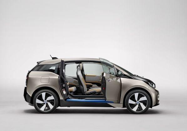 BMW i3 profilo lato destro