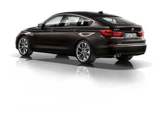 BMW Serie 5 GT restyling tre quarti posteriore