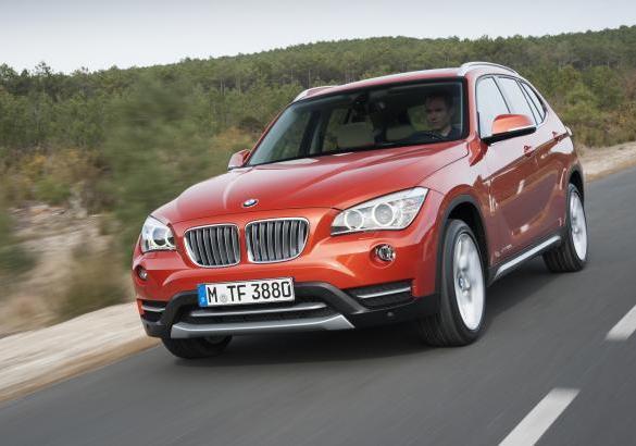 BMW X1 restyling 2012 tre quarti anteriore