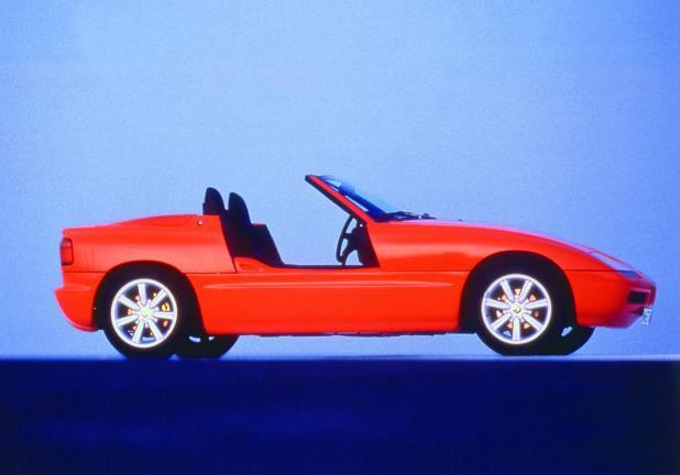 BMW Z1 rossa profilo