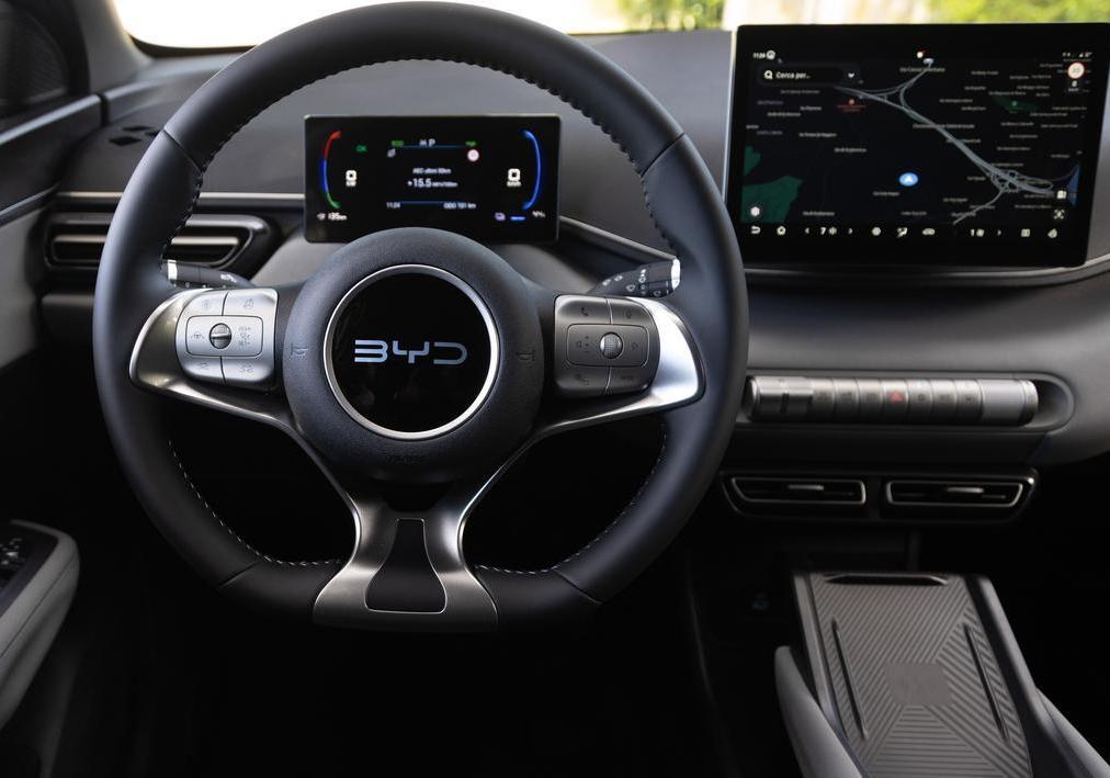 BYD Dolphin Surf Comfort abitacolo