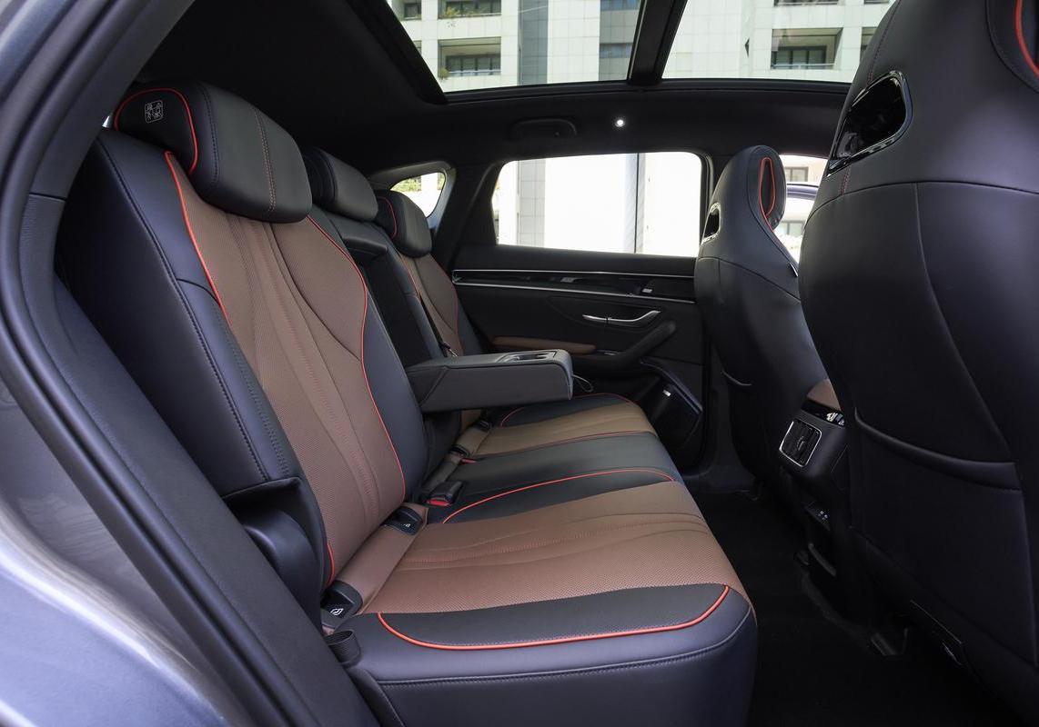 BYD Seal U DM-i Comfort sedili posteriori