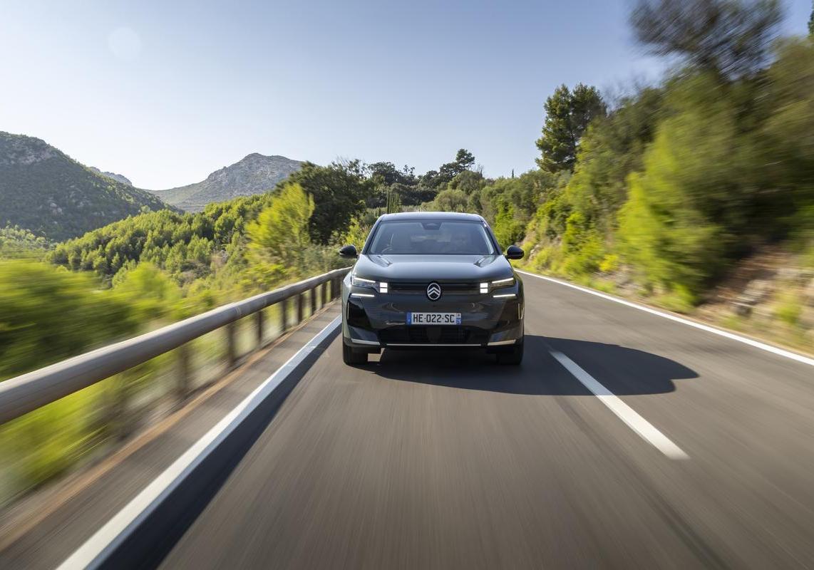 Citroen C5 Aircross Hybrid 145 7